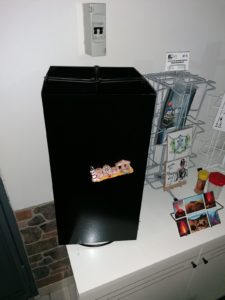 Espositore girevole da banco 4 lati